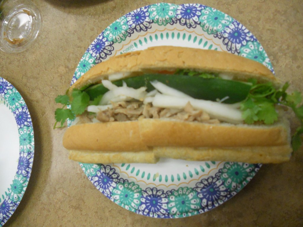 Ba-Le Kona Sandwich & Vietnamese Food