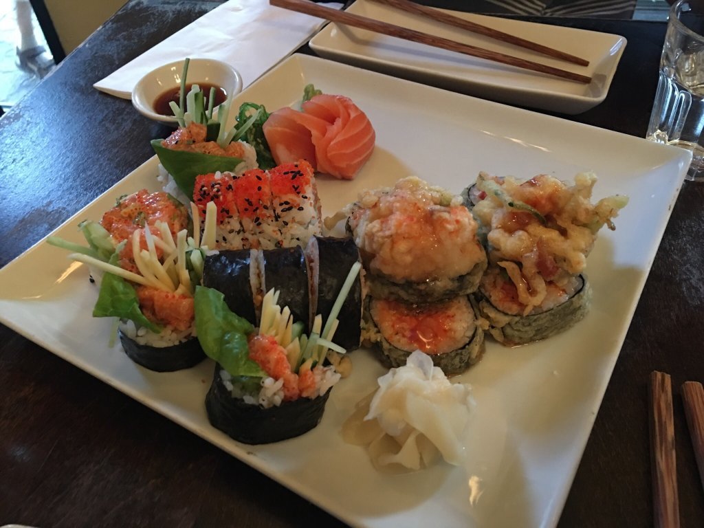 SAINT sushi bar