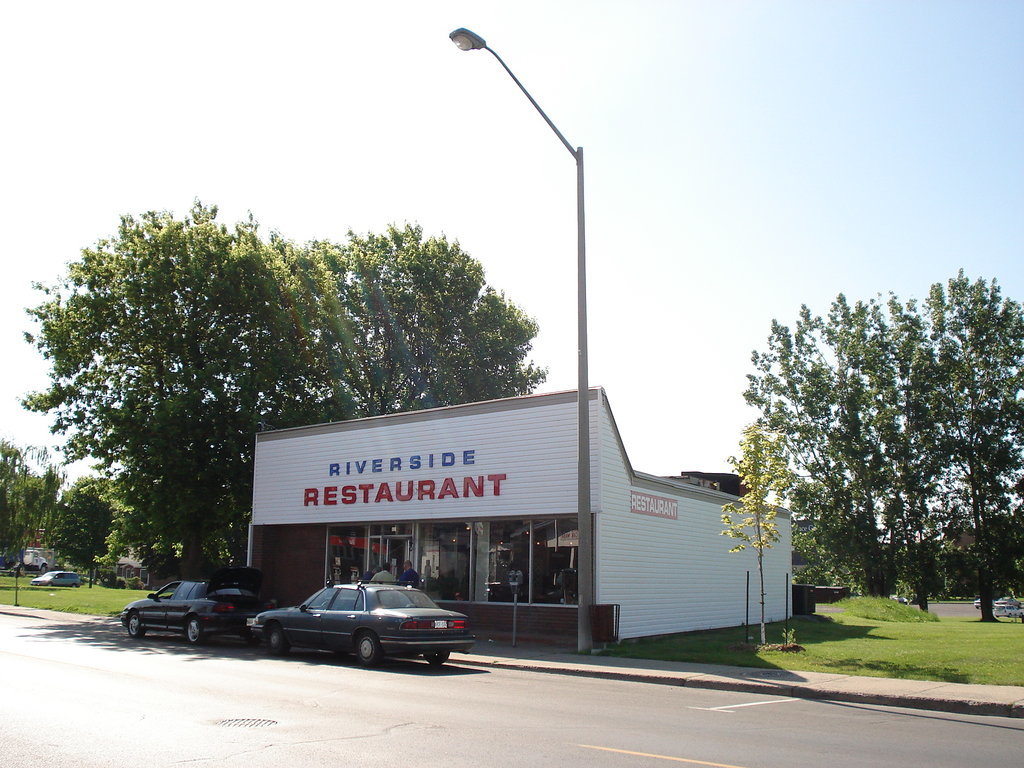 Riverside Restaurant
