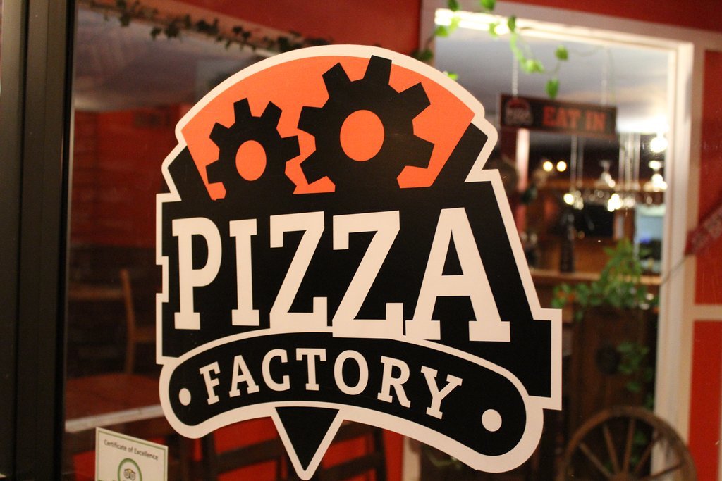 Pizza Factory & Lounge